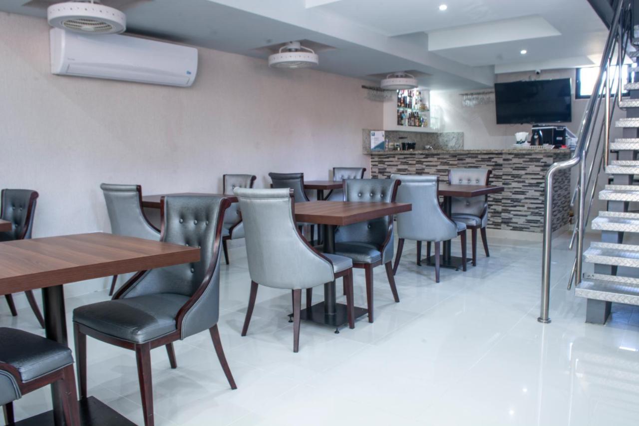 Malecon Rooms Y Hotel Санто-Доминго Экстерьер фото