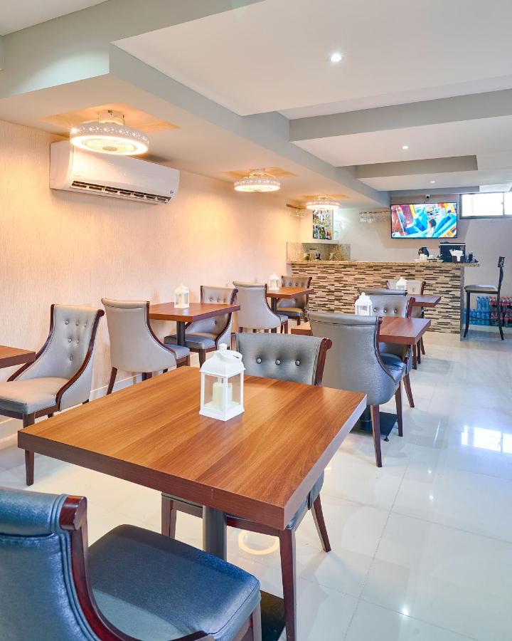 Malecon Rooms Y Hotel Санто-Доминго Экстерьер фото