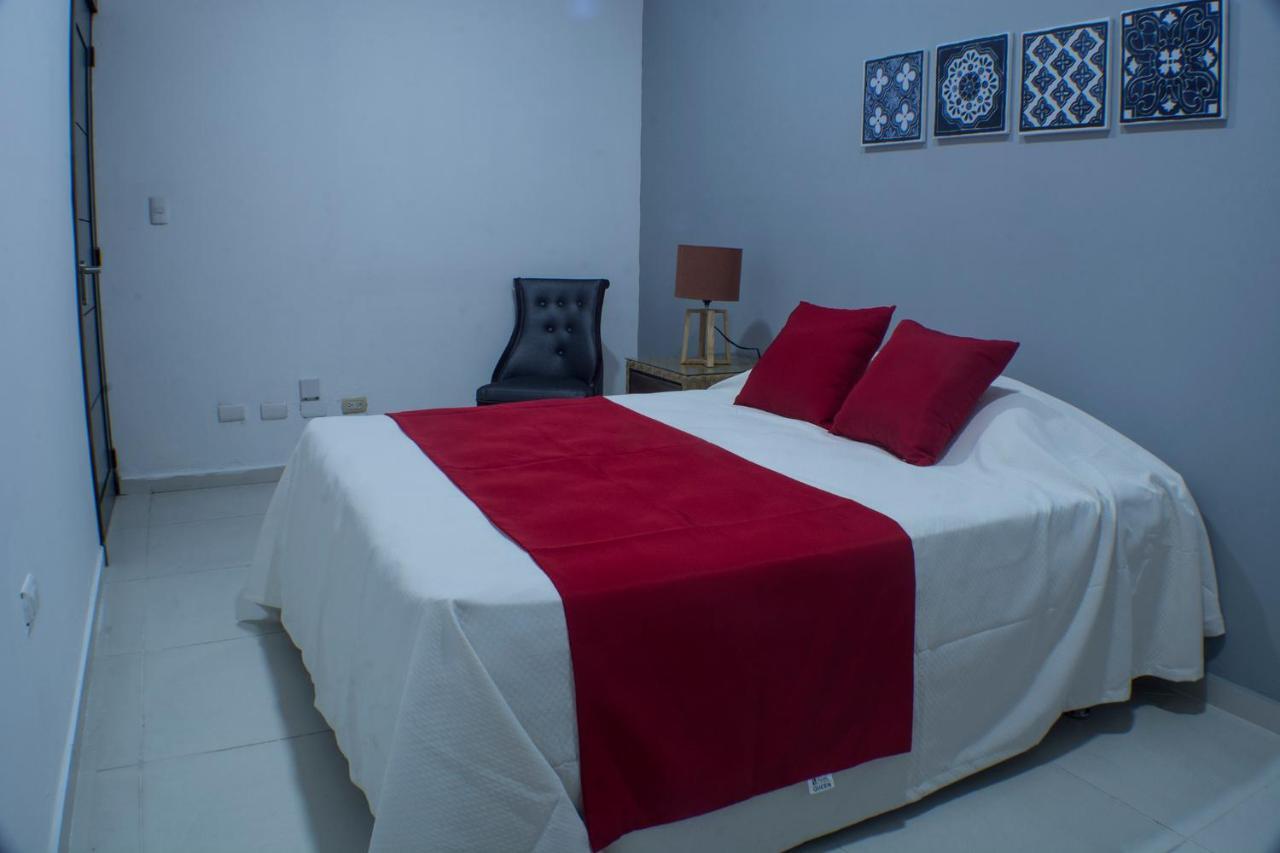 Malecon Rooms Y Hotel Санто-Доминго Экстерьер фото